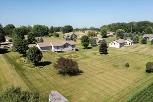 E7325 Skyline Dr, Viroqua, WI 54665 - Photo 8