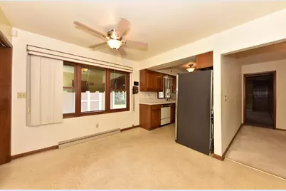 6843 N Park Manor Dr, Milwaukee, WI 53224 - Photo 12
