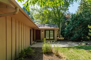 15685 Brojan Dr, Brookfield, WI 53122 - Photo 34