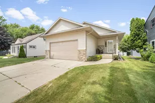 824 Columbia Ave, South Milwaukee, WI 53172 - Photo 2