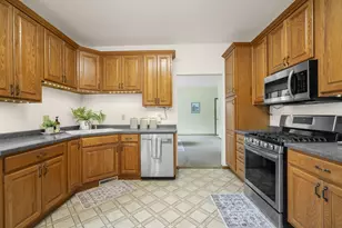 824 Columbia Ave, South Milwaukee, WI 53172 - Photo 6
