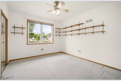 824  Columbia Ave, South Milwaukee, WI 53172 - Photo 14