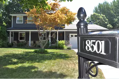 8501 W Cascade Oaks Ct, Franklin, WI 53132 - Photo 1