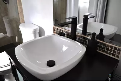 8501 W Cascade Oaks Ct, Franklin, WI 53132 - Photo 24