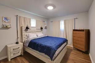 4625 W Parkland Ave, Brown Deer, WI 53223 - Photo 10