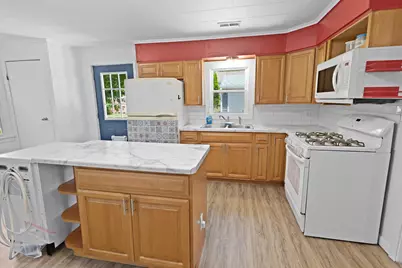 9944  269th Ct, Salem Lakes, WI 53179 - Photo 8