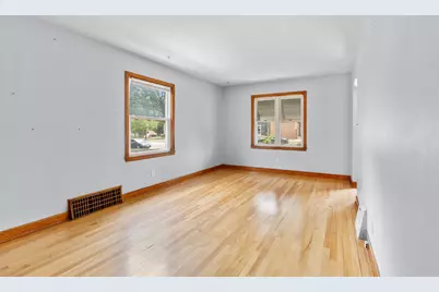 4026 W Oklahoma Ave, Milwaukee, WI 53215 - Photo 4
