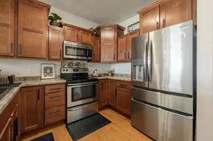 W206N16753 Blackberry Cir, Jackson, WI 53037 - Photo 12
