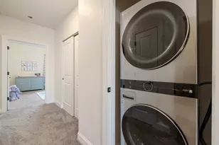 W206N16753 Blackberry Cir, Jackson, WI 53037 - Photo 16