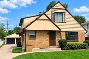 1537 S 96th St, West Allis, WI 53214 - Photo 2