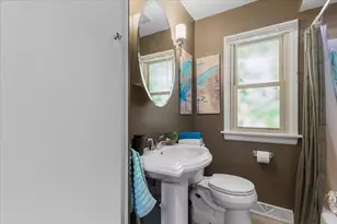 2650 N 70th St, Wauwatosa, WI 53213 - Photo 18