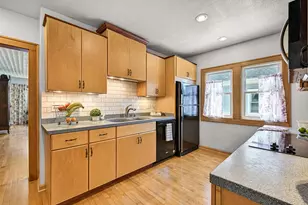 553 N 60th St, Wauwatosa, WI 53213 - Photo 12