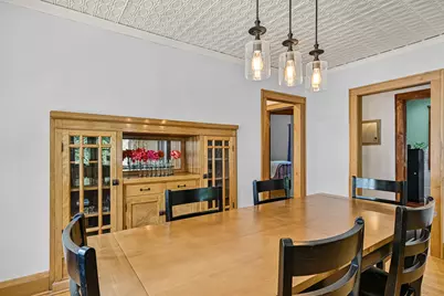 553 N 60th St, Wauwatosa, WI 53213 - Photo 8