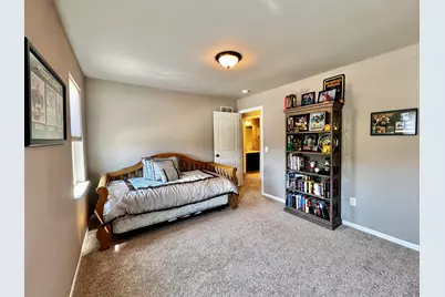 720  Summerset Dr, Johnson Creek, WI 53038 - Photo 16