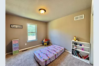720  Summerset Dr, Johnson Creek, WI 53038 - Photo 20