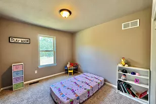 720 Summerset Dr, Johnson Creek, WI 53038 - Photo 20
