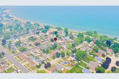 825  Summit St, Manitowoc, WI 54220 - Photo 40