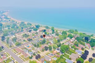 825 Summit St, Manitowoc, WI 54220 - Photo 40