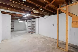 825 Summit St, Manitowoc, WI 54220 - Photo 42