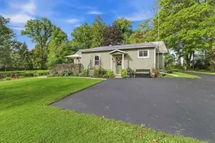 N4694 Lakeshore Dr, Stockbridge, WI 53014 - Photo 4