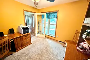 N164W20980 Glen Brooke Dr, Jackson, WI 53037 - Photo 10