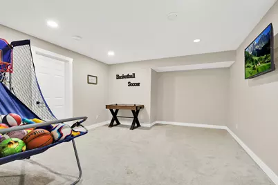 7917  Creek View Ln, Racine, WI 53406 - Photo 40