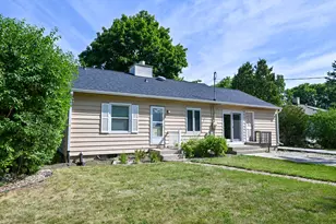 3301 W Parnell Ave, Milwaukee, WI 53221 - Photo 28