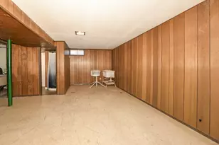 3301 W Parnell Ave, Milwaukee, WI 53221 - Photo 24