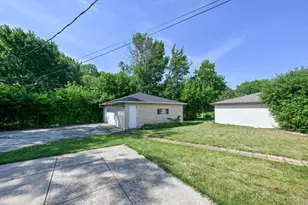 3301 W Parnell Ave, Milwaukee, WI 53221 - Photo 30