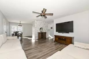 3301 W Parnell Ave, Milwaukee, WI 53221 - Photo 6