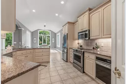 W279N5280  Hanover Hill Ct, Lisbon, WI 53089 - Photo 22