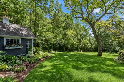 W279N5280  Hanover Hill Ct, Lisbon, WI 53089 - Photo 8