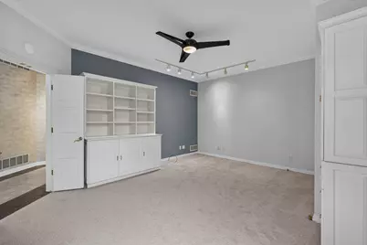 2810 W Golf Cir, Mequon, WI 53092 - Photo 26