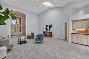 2810 W Golf Cir, Mequon, WI 53092 - Photo 6