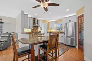 9417 W Schlinger Ave, West Allis, WI 53214 - Photo 4