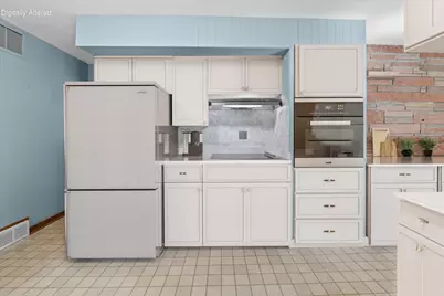 S78W20783  Hillendale Dr, Muskego, WI 53150 - Photo 18