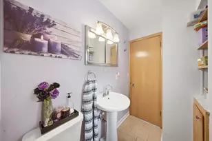 6235 N 95th St, Milwaukee, WI 53225 - Photo 16