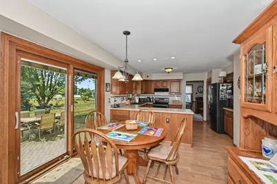 3269 E Carollton Dr, Oak Creek, WI 53154 - Photo 6