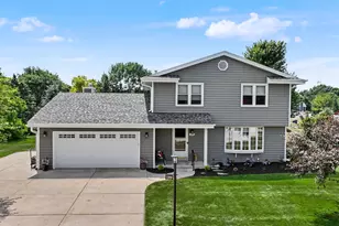 3269 E Carollton Dr, Oak Creek, WI 53154 - Photo 1
