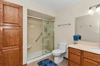3269 E Carollton Dr, Oak Creek, WI 53154 - Photo 22