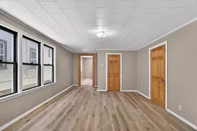 2553 S 12th St, Milwaukee, WI 53215 - Photo 2