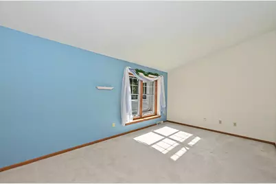 6235 S Creekside Dr #21, Cudahy, WI 53110 - Photo 14