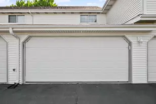 6235 S Creekside Dr, Cudahy, WI 53110 - Photo 22