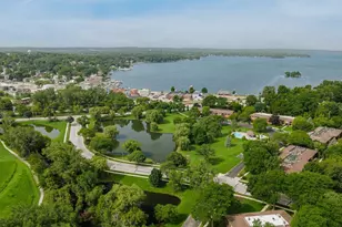 374 Park Hill Dr, Pewaukee, WI 53072 - Photo 26