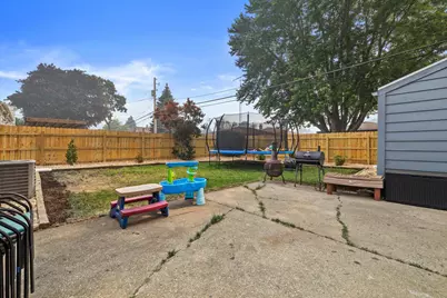 7927  23rd Ave, Kenosha, WI 53143 - Photo 30