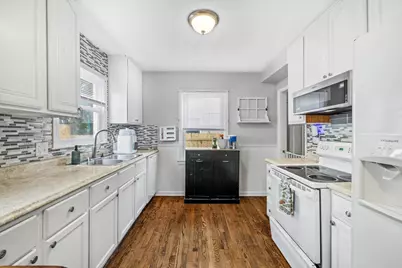 7927  23rd Ave, Kenosha, WI 53143 - Photo 8