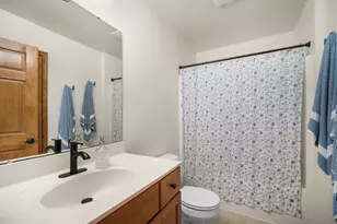 7190 Belle Fontaine Blvd, Middleton, WI 53562 - Photo 16