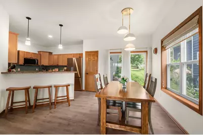 7190  Belle Fontaine Blvd, Middleton, WI 53562 - Photo 4