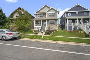 7190 Belle Fontaine Blvd, Middleton, WI 53562 - Photo 2