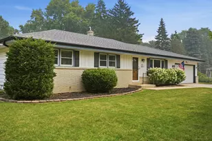N52W15412 El Rio Dr, Menomonee Falls, WI 53051 - Photo 30
